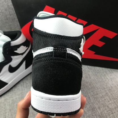 Air Jordan 1 Mid Black White Concord Style AJ1