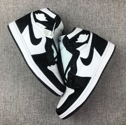 Air Jordan 1 Mid Black White Concord Style AJ1