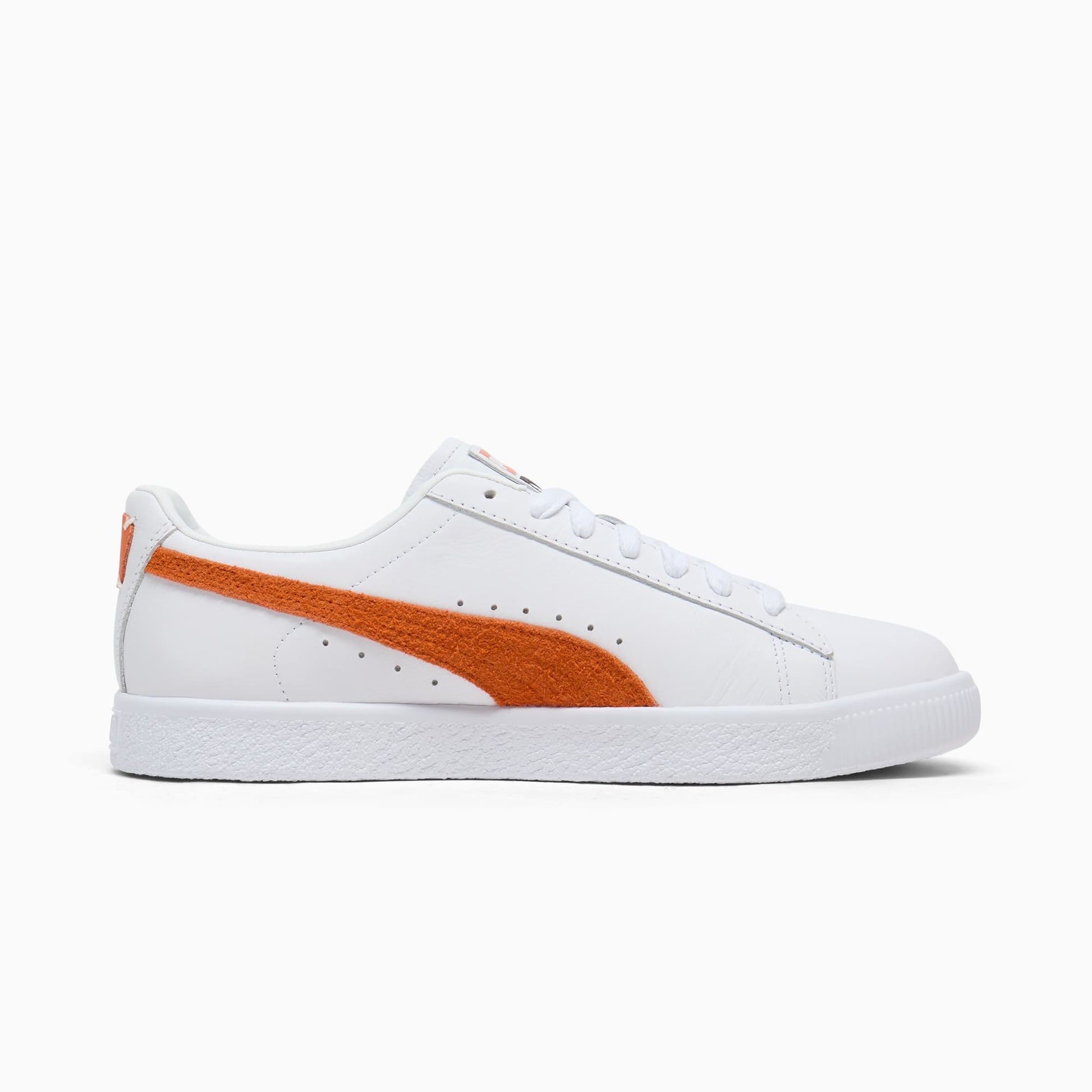 Clyde Base Sneakers