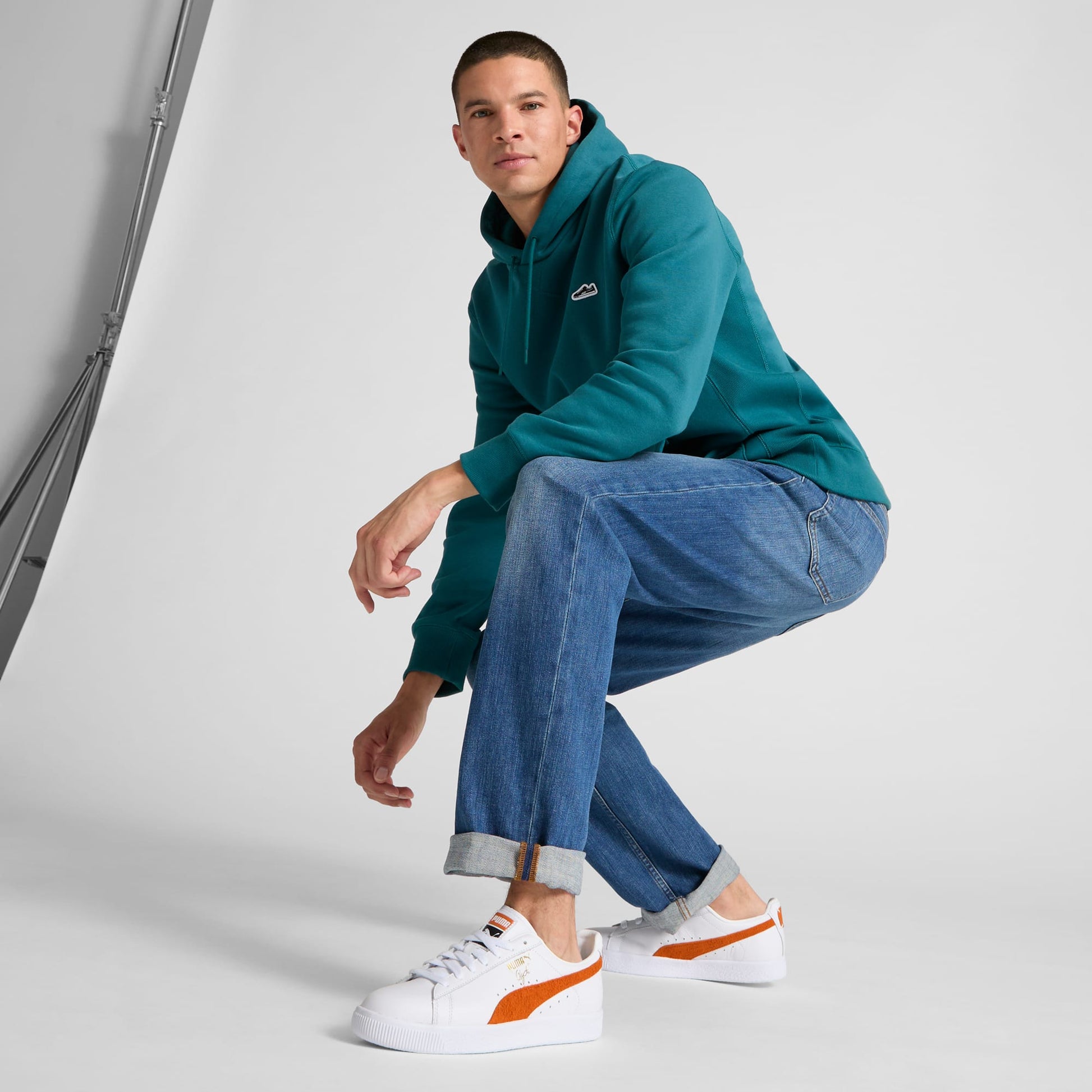 Clyde Base Sneakers