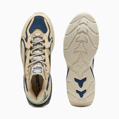 Fade Sneakers