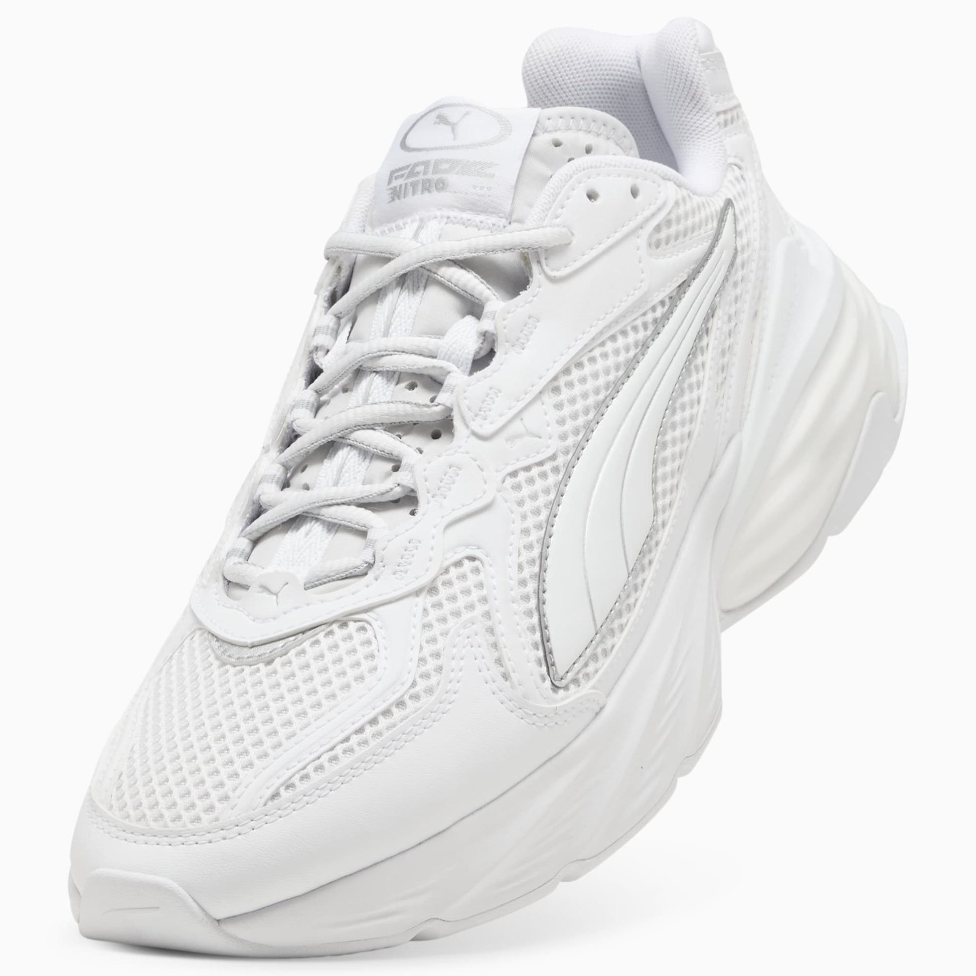Fade Sneakers