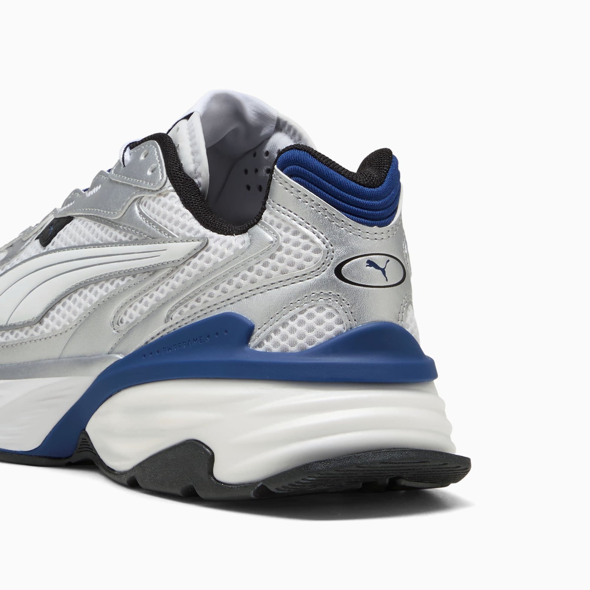 Fade Sneakers