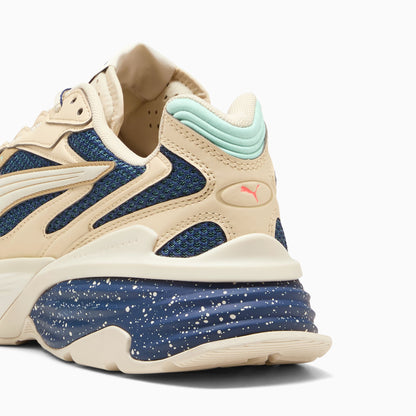 Fade Sneakers