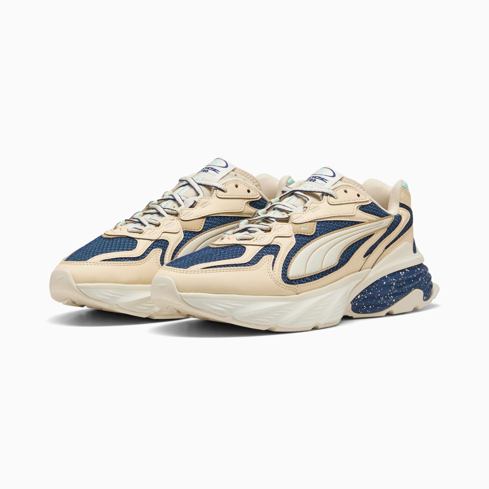 Fade Sneakers