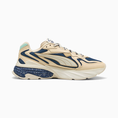 Fade Sneakers