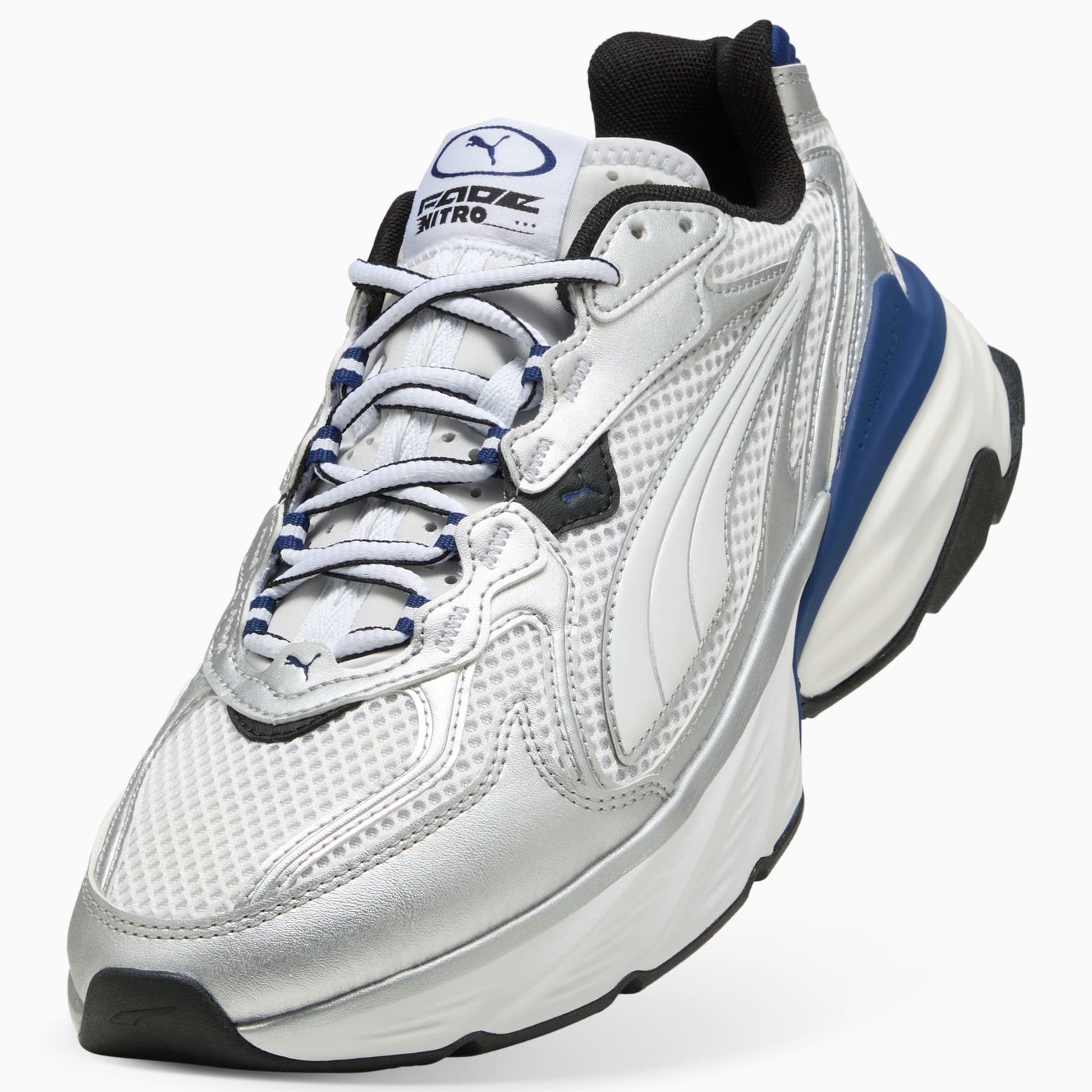 Fade Sneakers