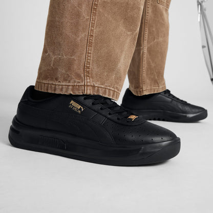 GV Special Sneakers