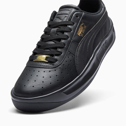 GV Special Sneakers