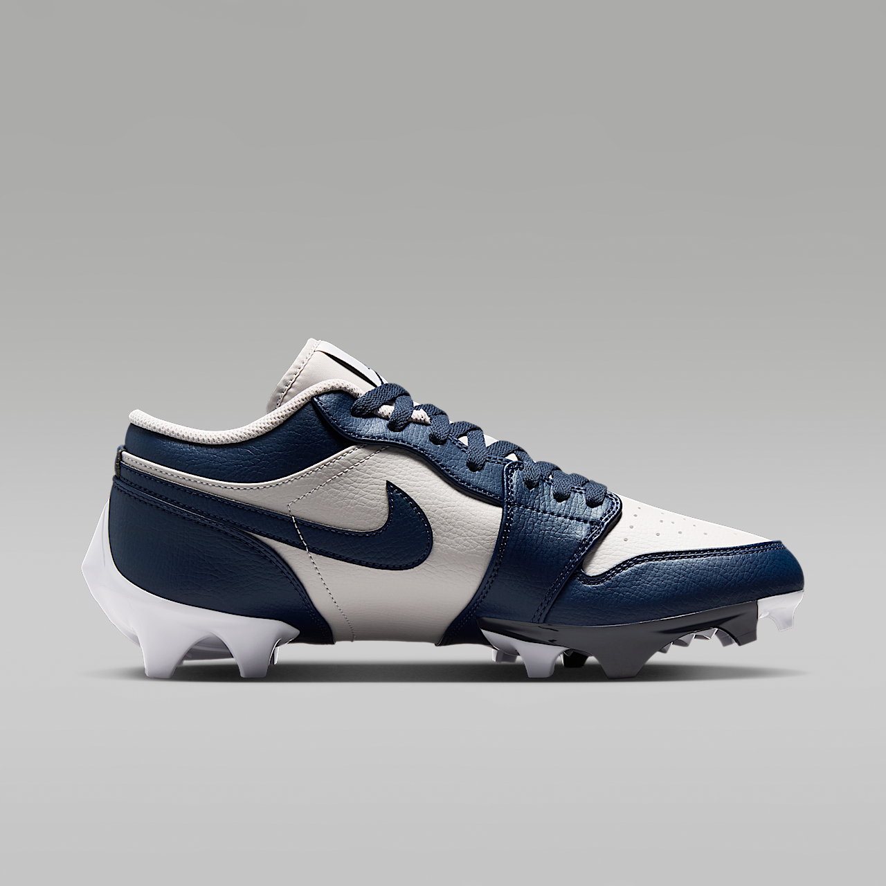 1 Low TD Men's Football Cleat