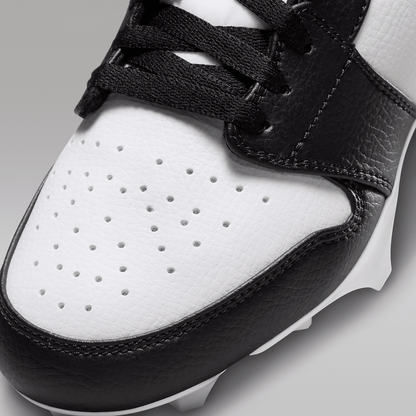 1 Low TD Men's Football Cleat