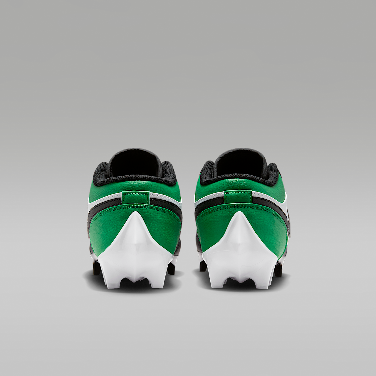1 Low TD Men's Football Cleat