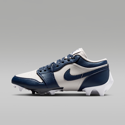 1 Low TD Men's Football Cleat