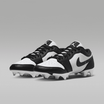 1 Low TD Men's Football Cleat