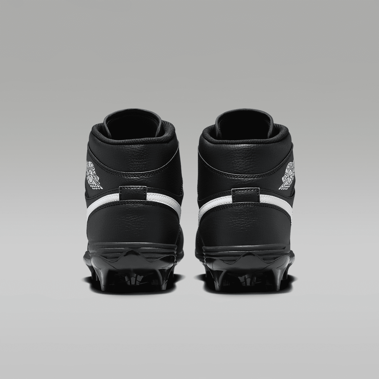 1 Mid TD Men's Football Cleat