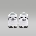 1 Retro Low Metal Baseball Cleats