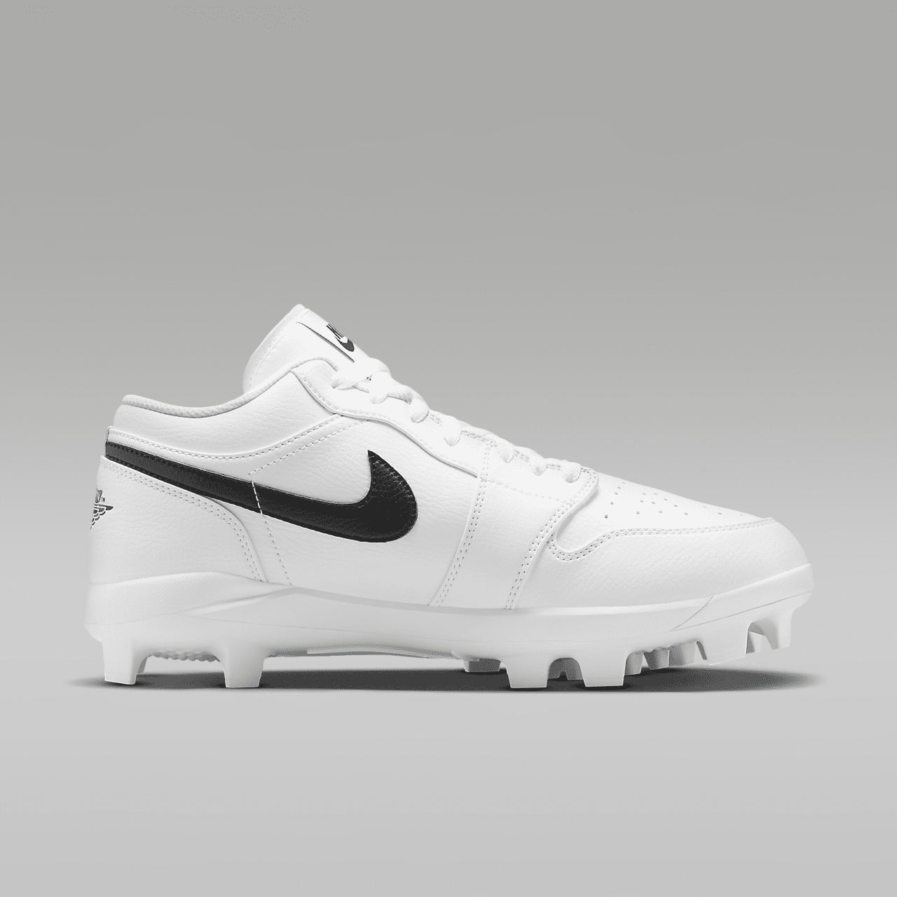 1 Retro MCS Low Men's Baseball Cleats