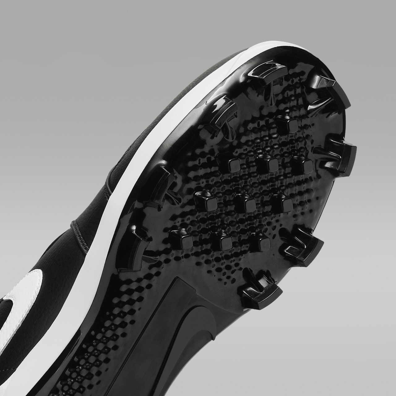 1 Retro MCS Men's Baseball Cleats