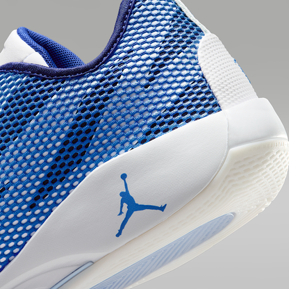 Luka 77 Basketball Shoes