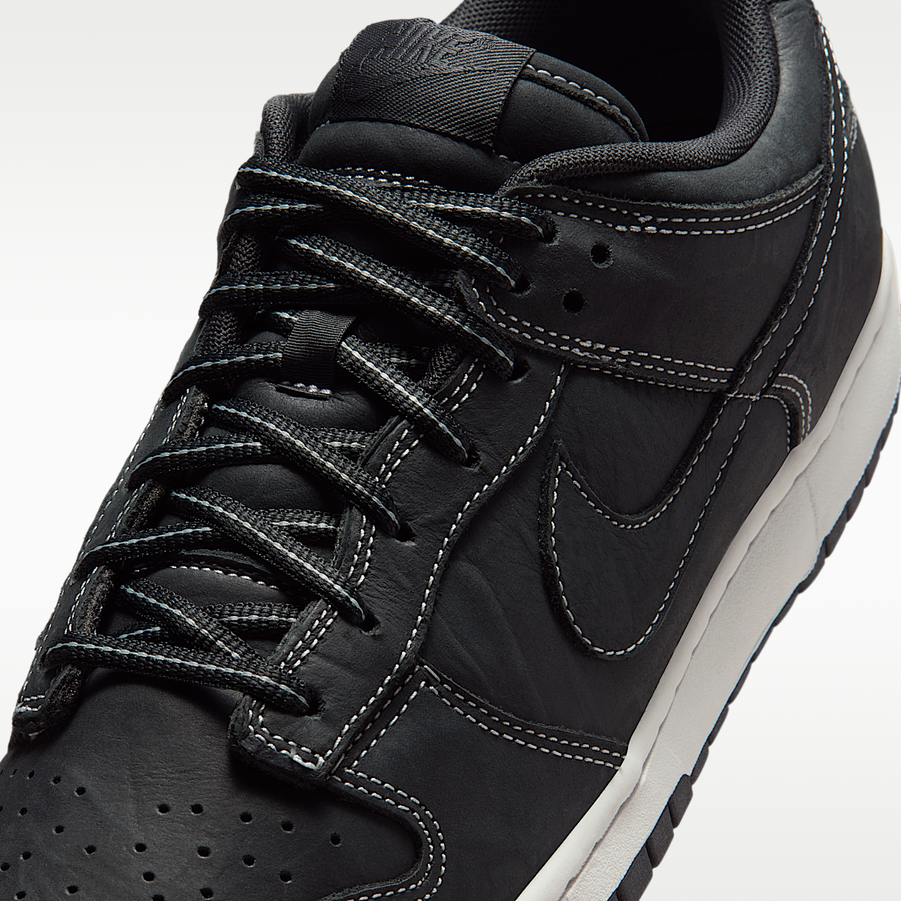 Dunk Low Men's Shoes