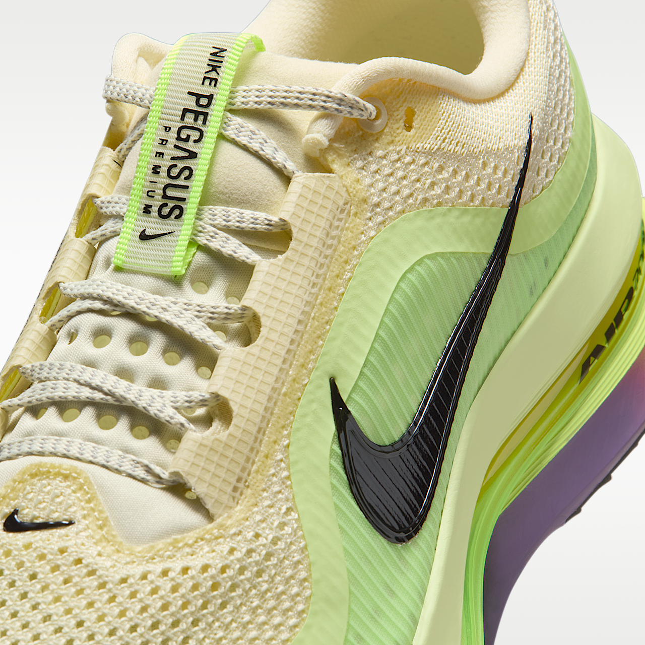 Pegasus Premium Men's Road Running Shoes