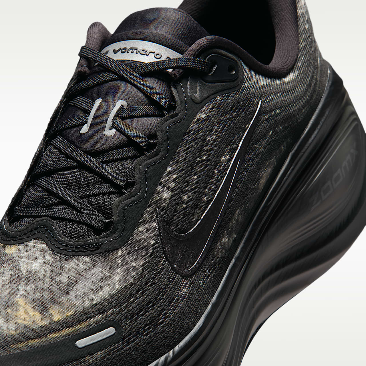 Vomero Plus Men's RealtreeÂ® Road Running Shoes