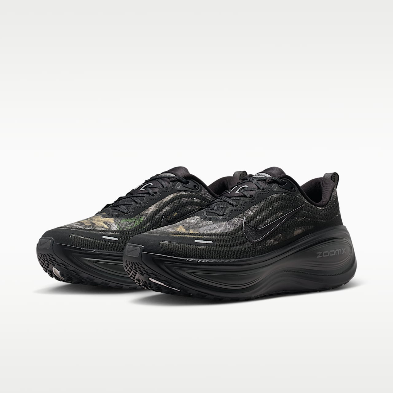 Vomero Plus Men's RealtreeÂ® Road Running Shoes