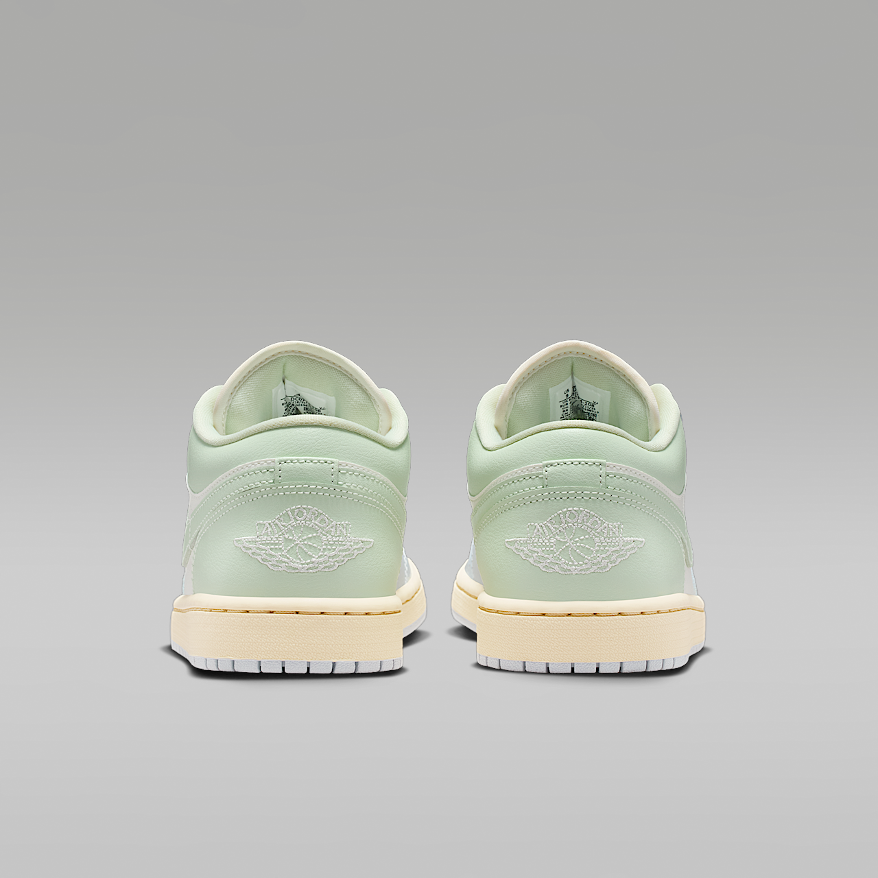 Air Jordan 1 Low Women's Shoes