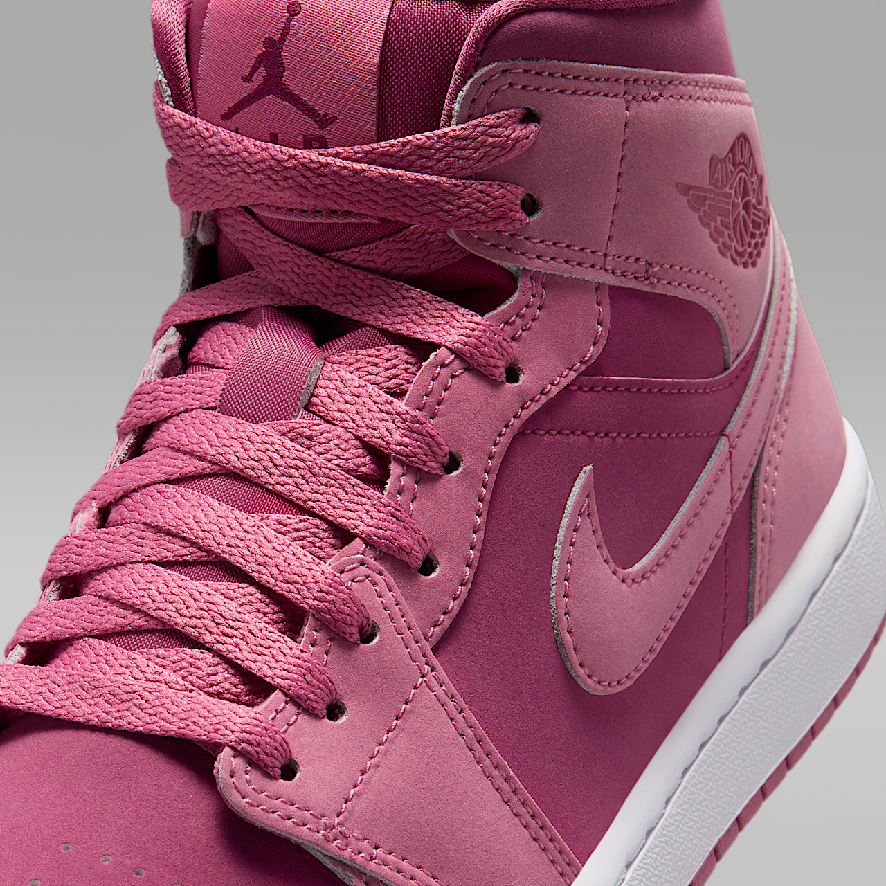Air Jordan 1 Mid Women's Shoes