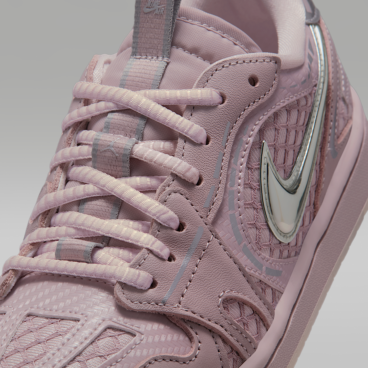 1 Low Method of Make Women's Shoes