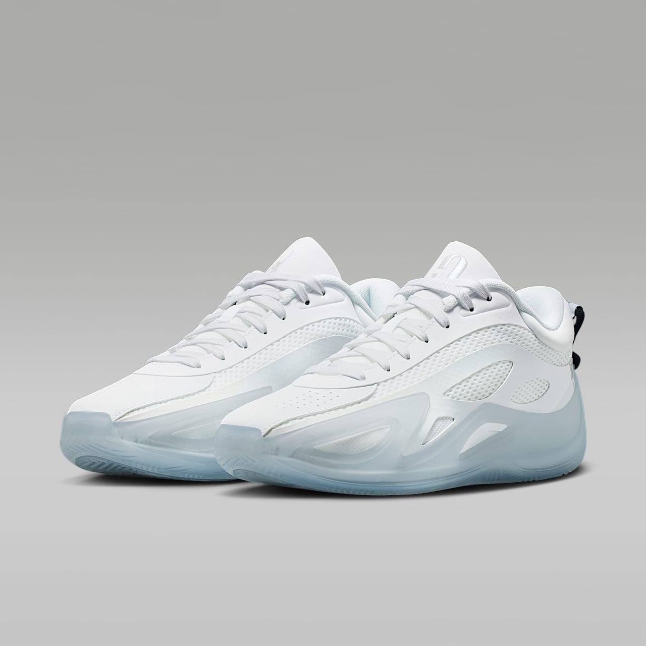 Heir Series 2 "Triple White" Basketball Shoes