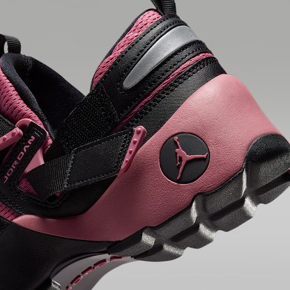 Trunner LX Women's Shoes