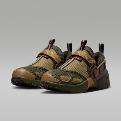 Trunner LX Women's Shoes