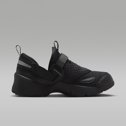 Trunner LX Women's Shoes
