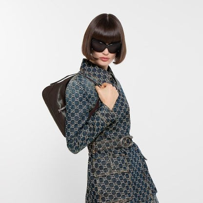 Women's Medium Jackie Slim Bag With Soft Grainy Leather And Piston Closure