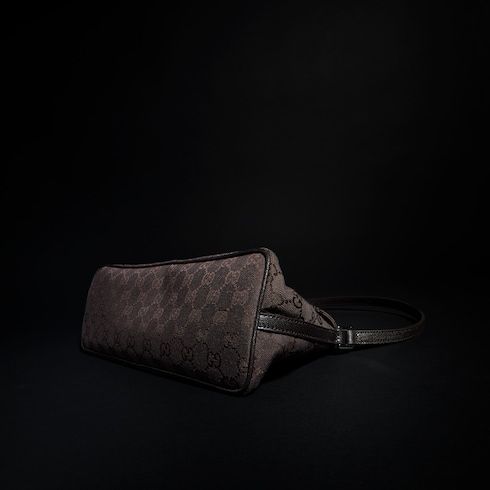 Women's Madison Medium Shoulder Bag With GG Canvas And Logo Plaque