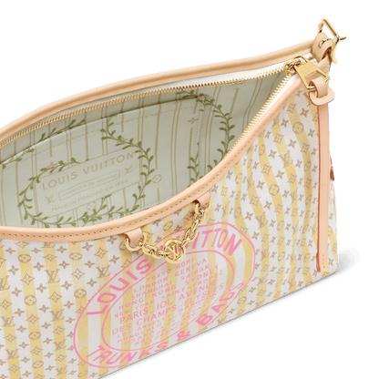 Women's Carryall East West Banana Monogram Coated Canvas Tote Bag M29139