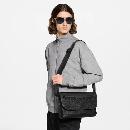 Courrier Messenger Calfskin Leather Black Hardware