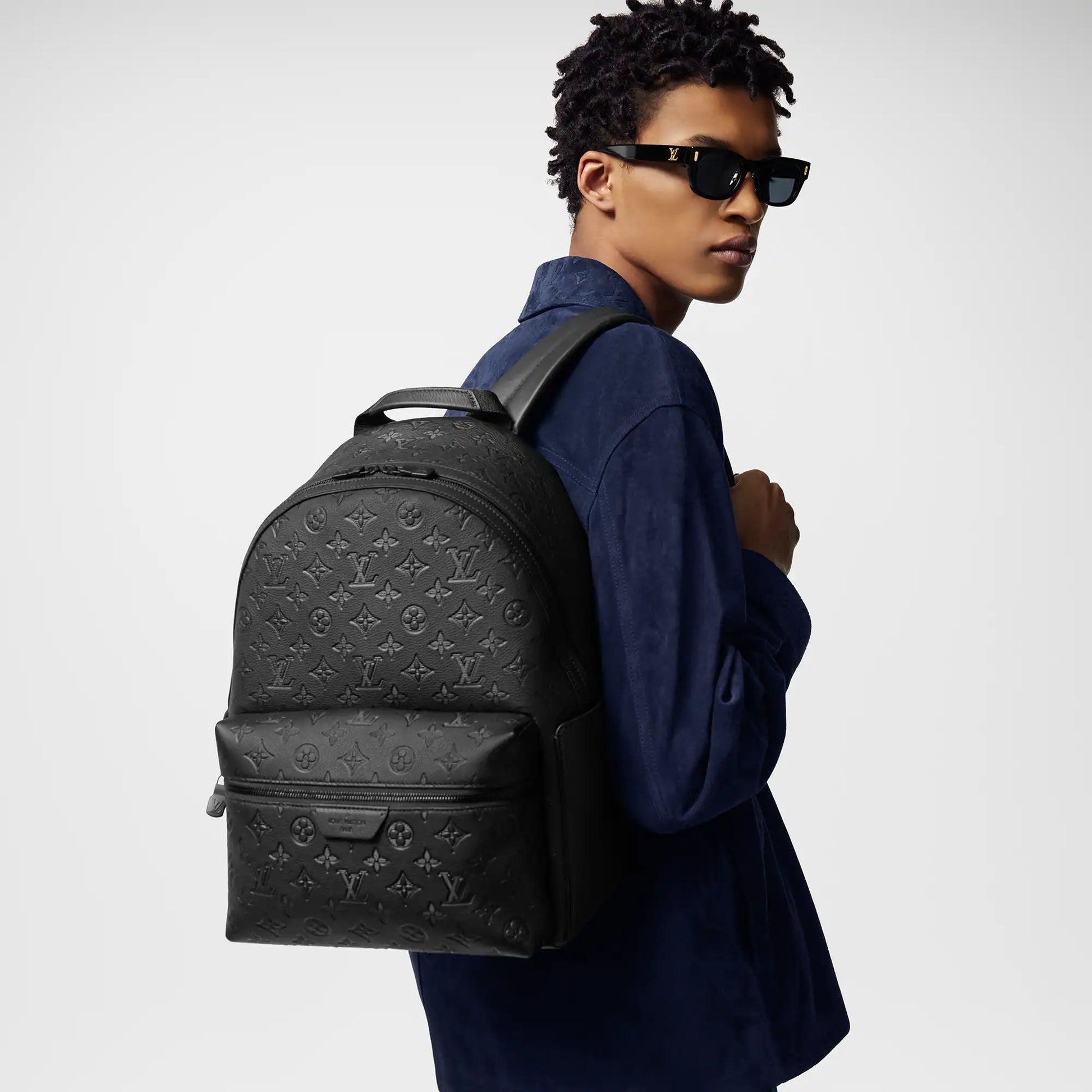 Discovery Backpack PM Monogram Shadow