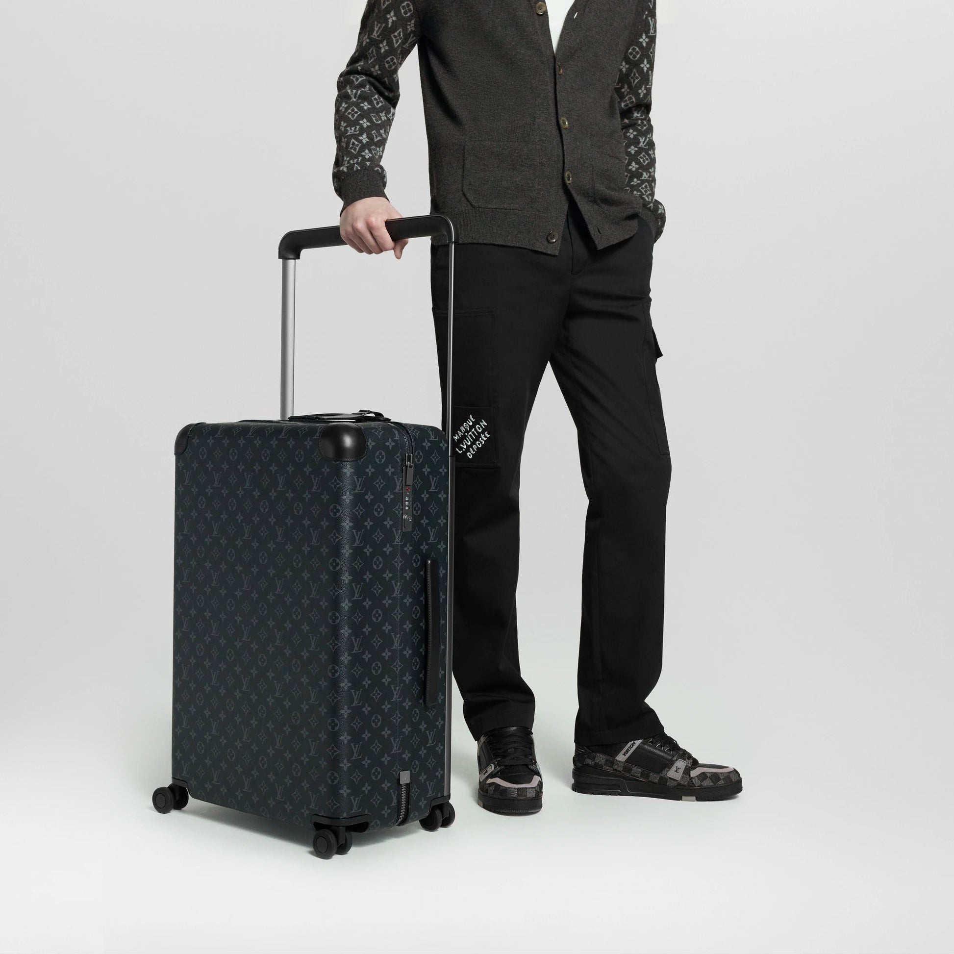 Horizon 70 Rolling Luggage Monogram Eclipse Canvas M13772
