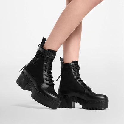 Women's Laureate Platform Desert Boot Black 1AC7RU