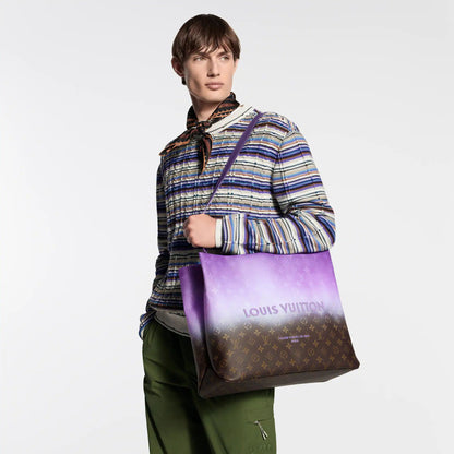 Men's Shopper Tote MM Monogram Pigment Purple