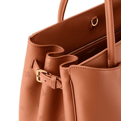 Women's Vendome MM Cognac Calfskin Leather Tote Bag M26501