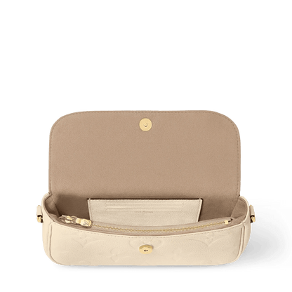 Women's Wallet On Chain Ivy Monogram Empreinte Leather Wallet M82210