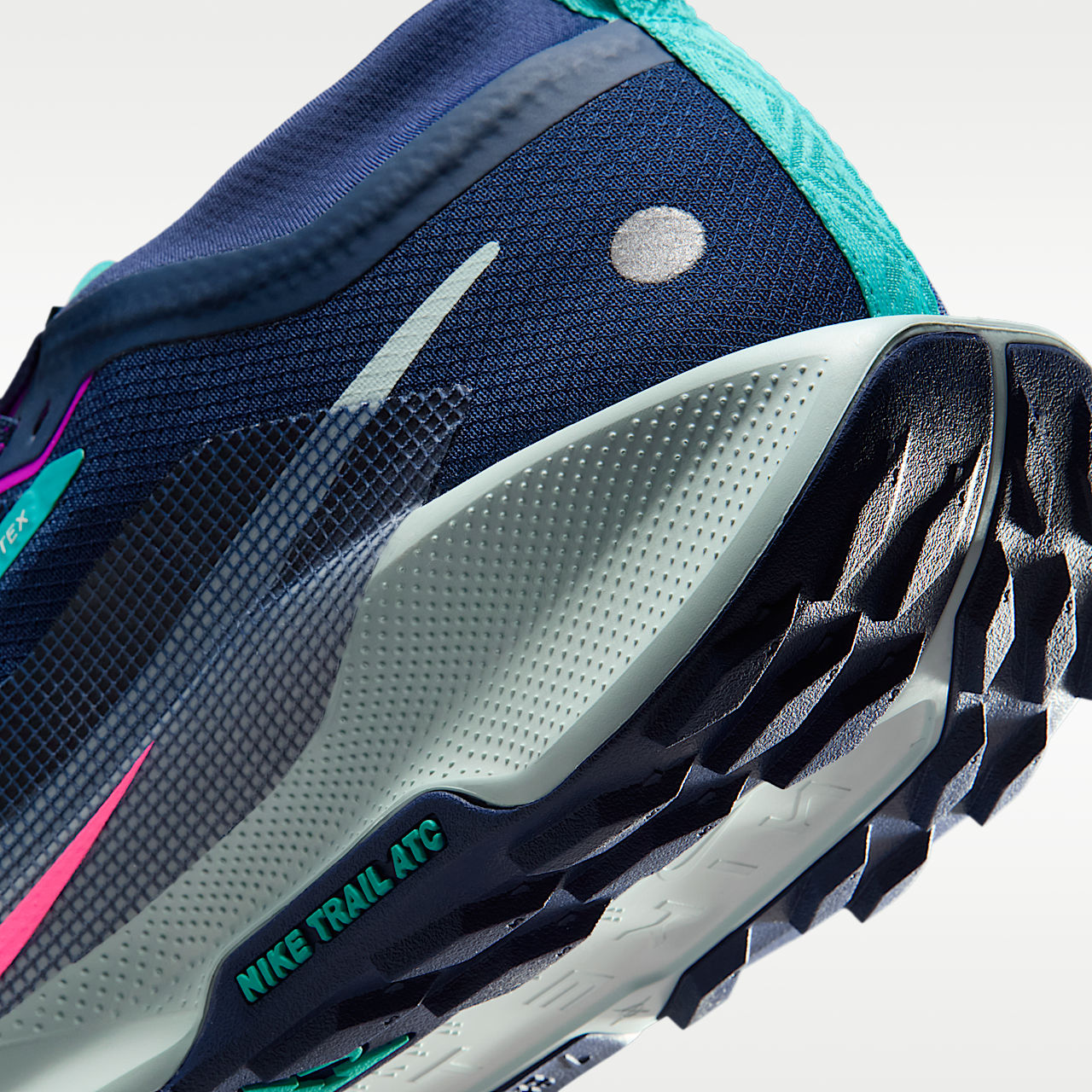 Pegasus Trail 5 GORE-TEX Men's Waterproof Trail Running Shoes