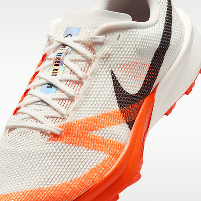Kiger 10 Trail Running Shoes