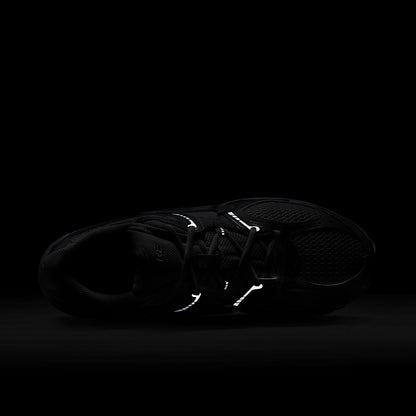 V5 RNR Retro Runner Men's Shoes White/Black/Metallic Silver/White