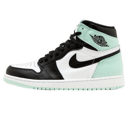 Men's Jordan 1 Retro High OG Basketball Shoes